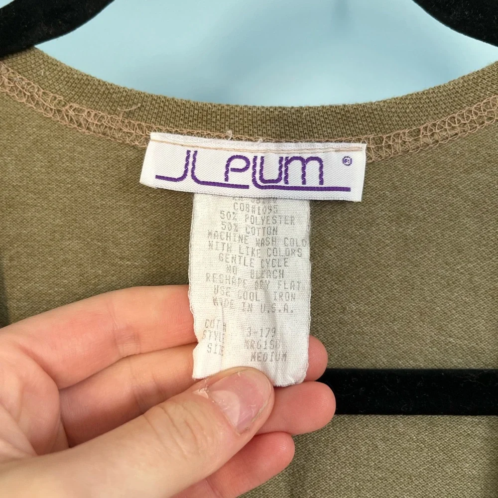 Vintage JL Plum button long vest tank top - Picture 6 of 7